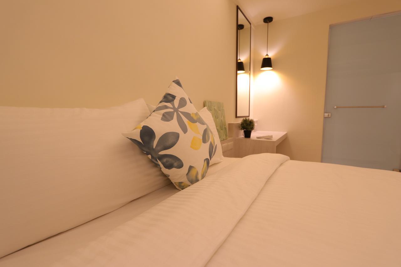 Flora Inn Тайнань Экстерьер фото
