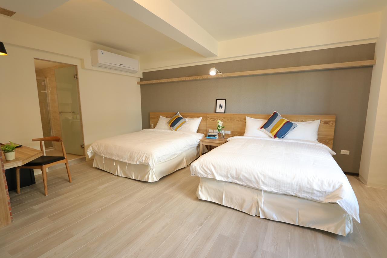 Flora Inn Тайнань Экстерьер фото