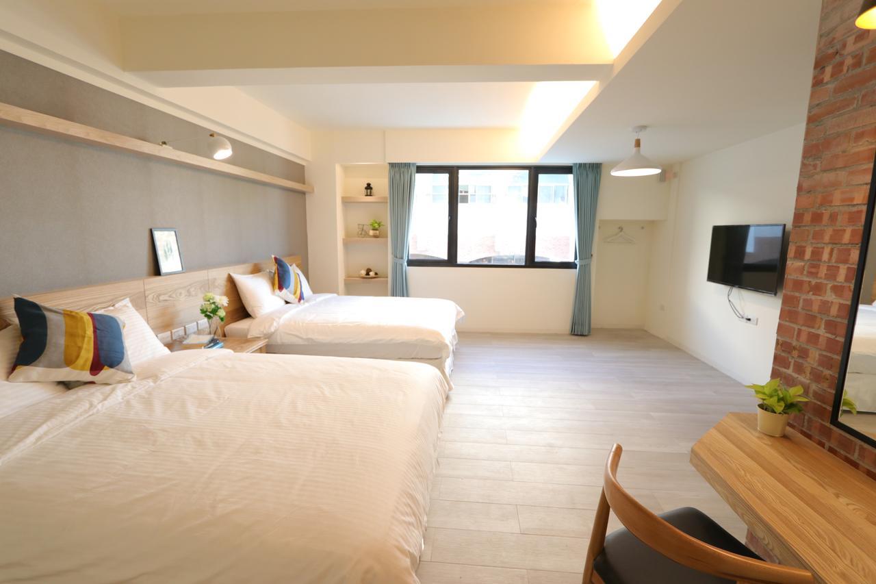 Flora Inn Тайнань Экстерьер фото