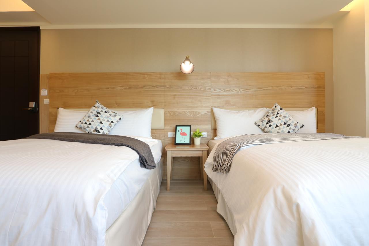 Flora Inn Тайнань Экстерьер фото