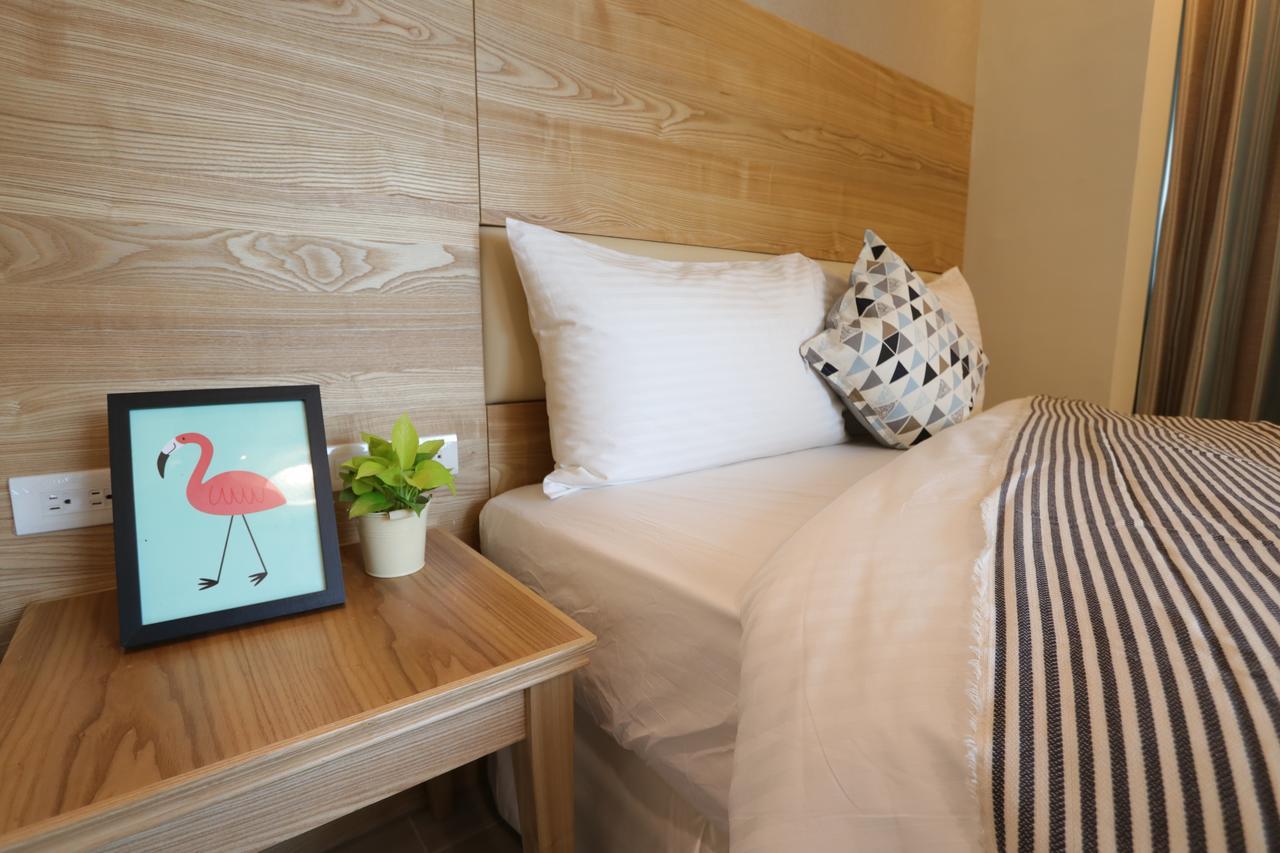Flora Inn Тайнань Экстерьер фото
