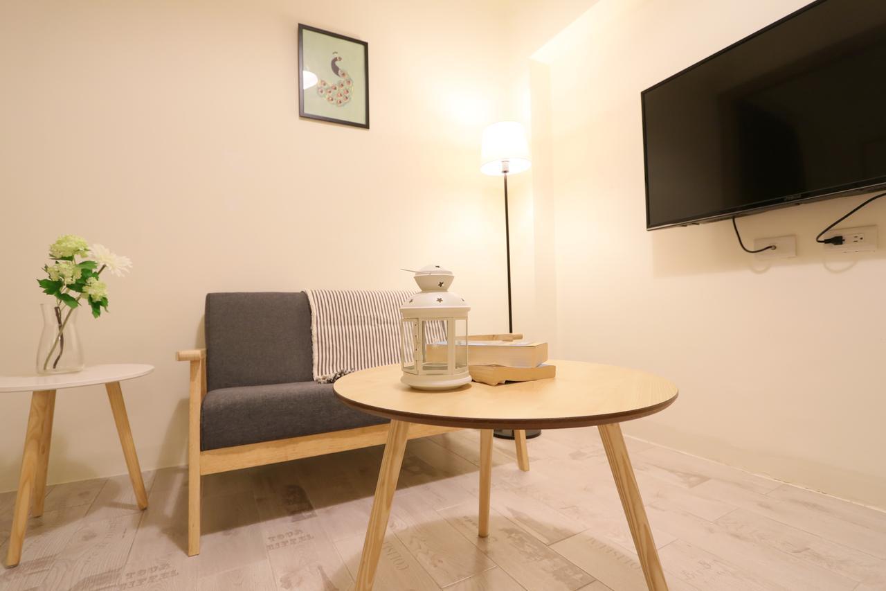 Flora Inn Тайнань Экстерьер фото