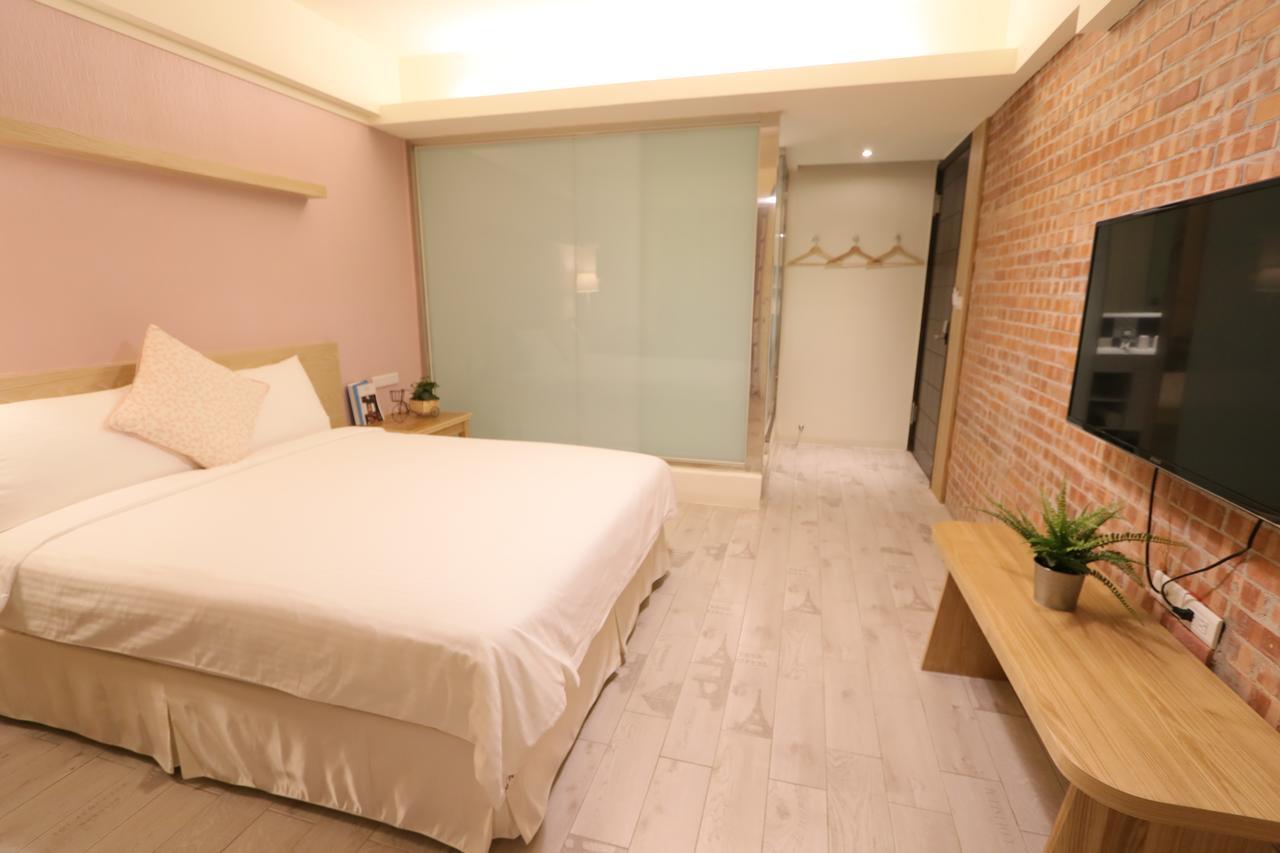 Flora Inn Тайнань Экстерьер фото