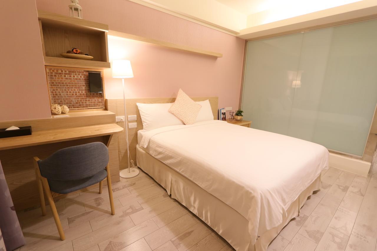 Flora Inn Тайнань Экстерьер фото