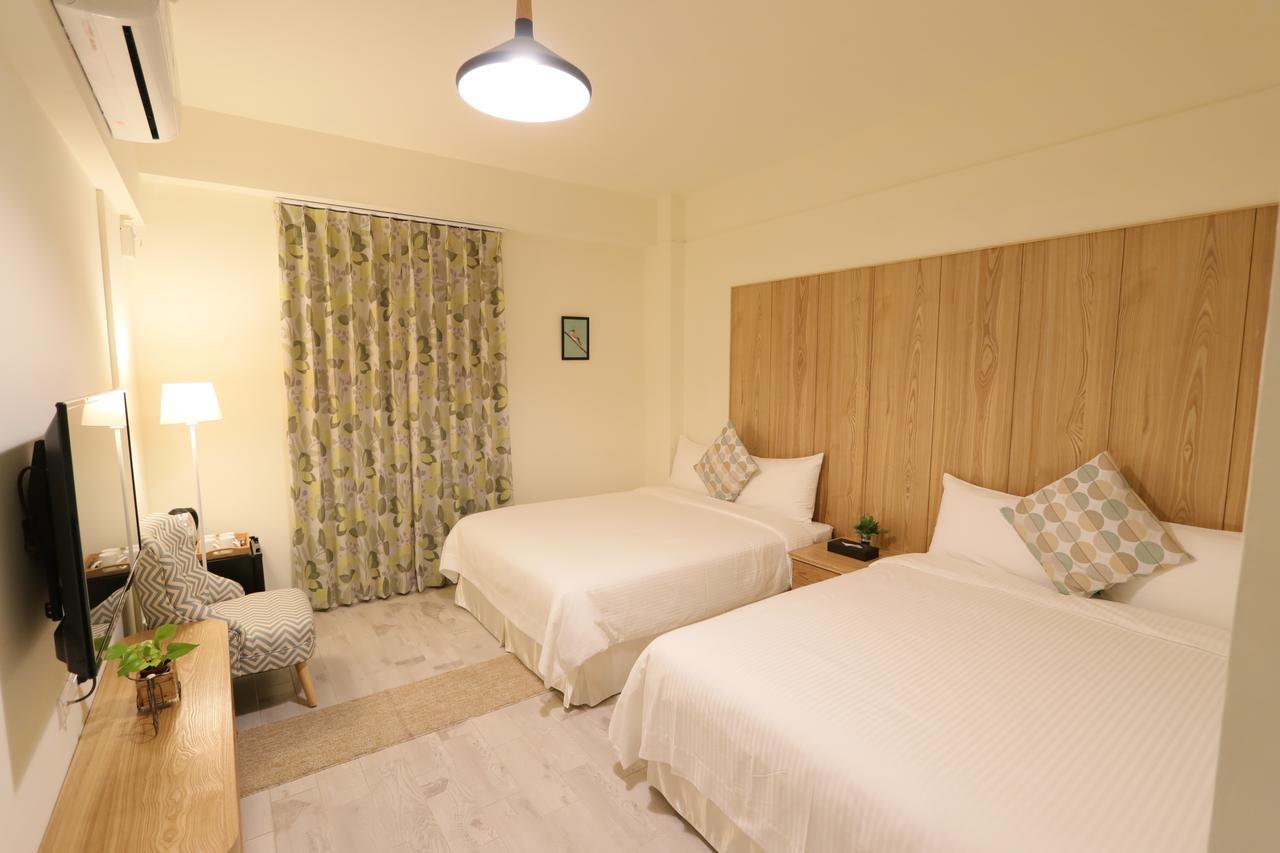Flora Inn Тайнань Экстерьер фото